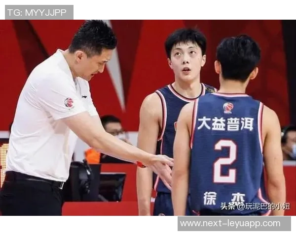 胡明轩昨夜三分雨下生涯新高40分助队止颓展现全能表现